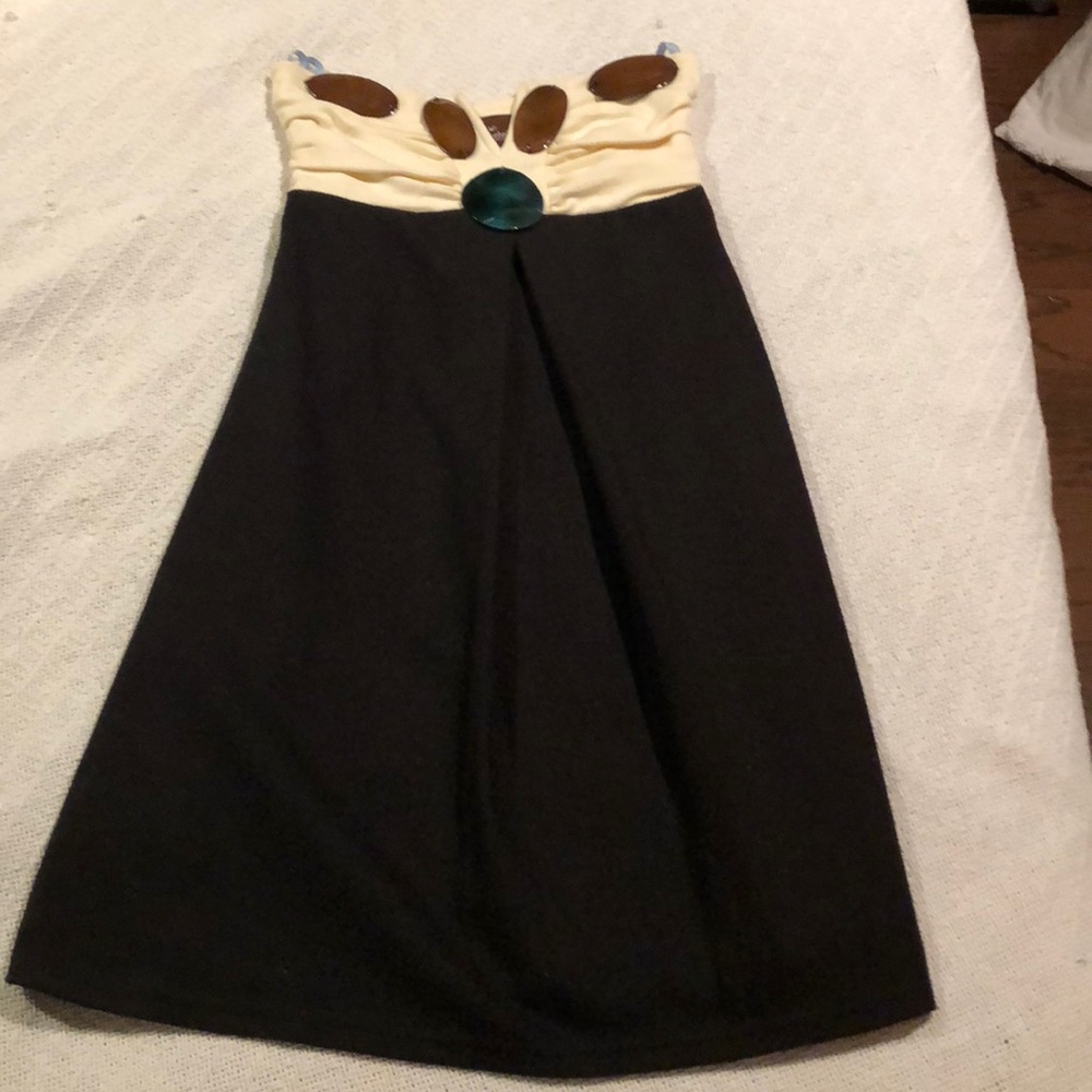Beautiful strapless dress by prairie ❤️